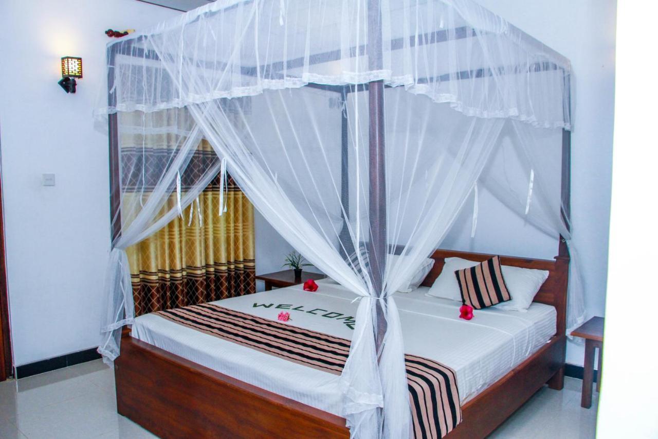 Nimsara Lodge Sigiriya Exteriör bild